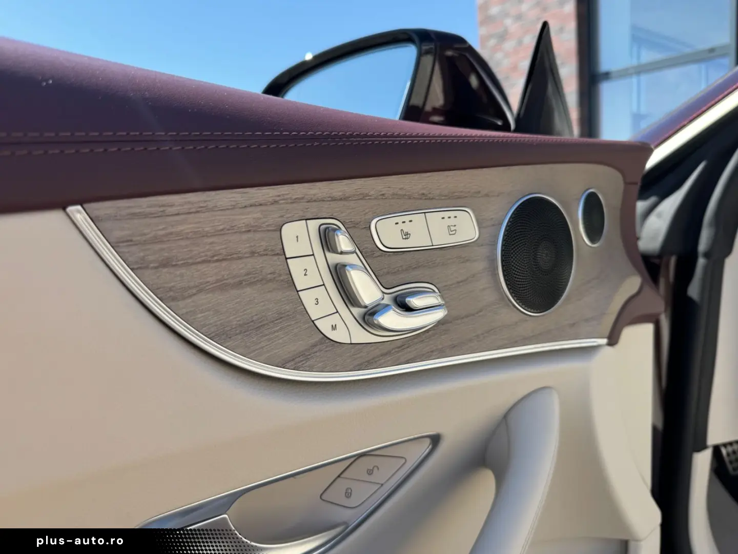 MERCEDES-BENZ E 300 Cabrio  HUD AMG 1ste Hand