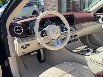 MERCEDES-BENZ E 300 Cabrio  HUD AMG 1ste Hand