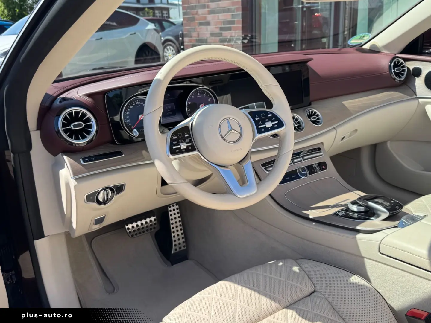 MERCEDES-BENZ E 300 Cabrio  HUD AMG 1ste Hand