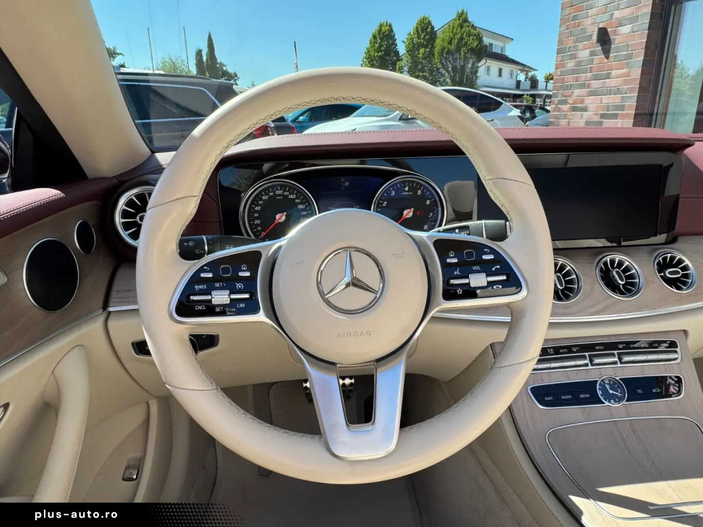 MERCEDES-BENZ E 300 Cabrio  HUD AMG 1ste Hand