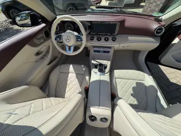 MERCEDES-BENZ E 300 Cabrio  HUD AMG 1ste Hand