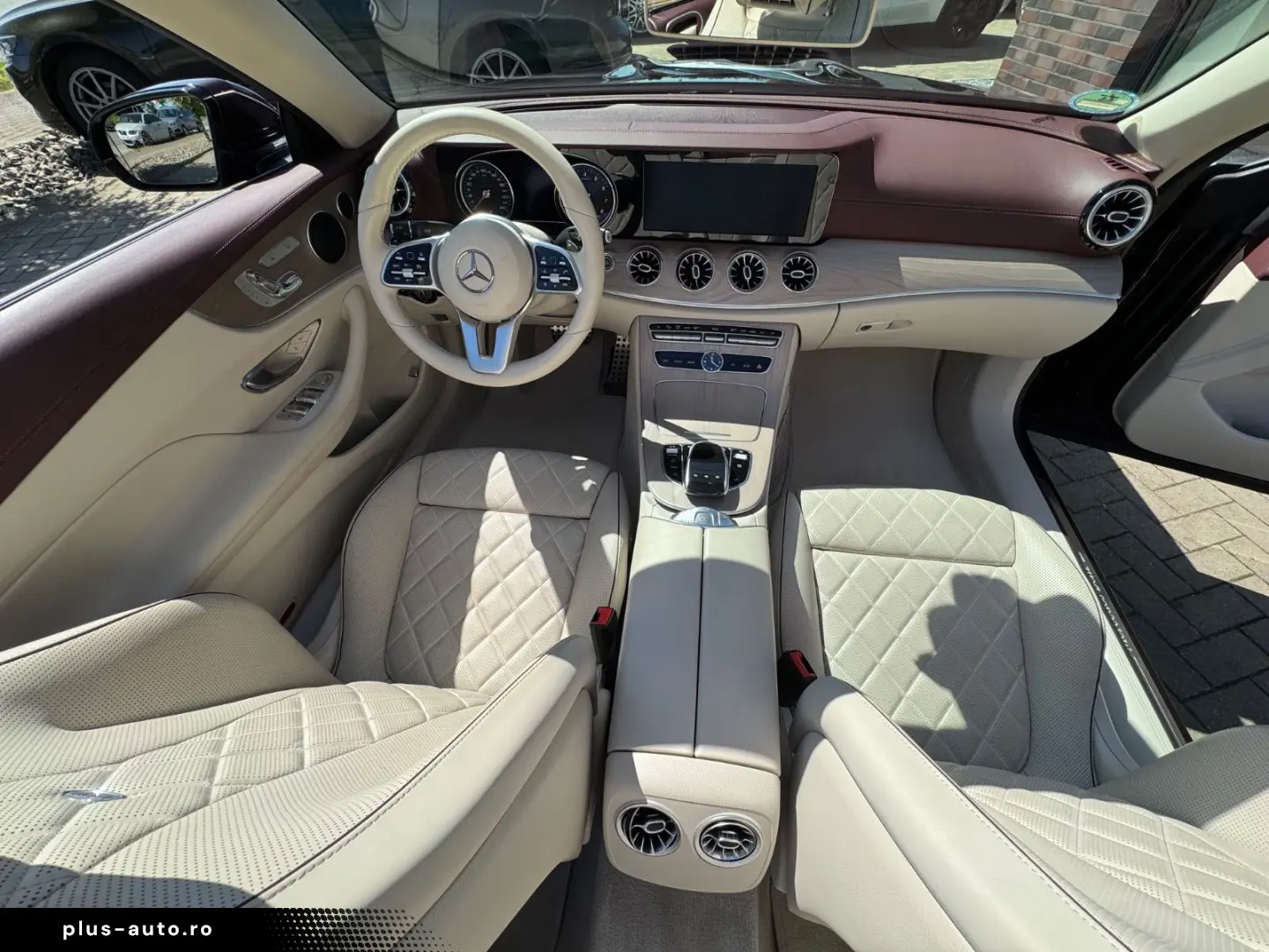 MERCEDES-BENZ E 300 Cabrio  HUD AMG 1ste Hand