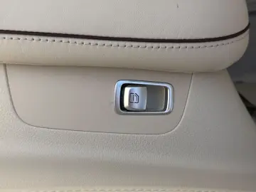 MERCEDES-BENZ E 300 Cabrio  HUD AMG 1ste Hand