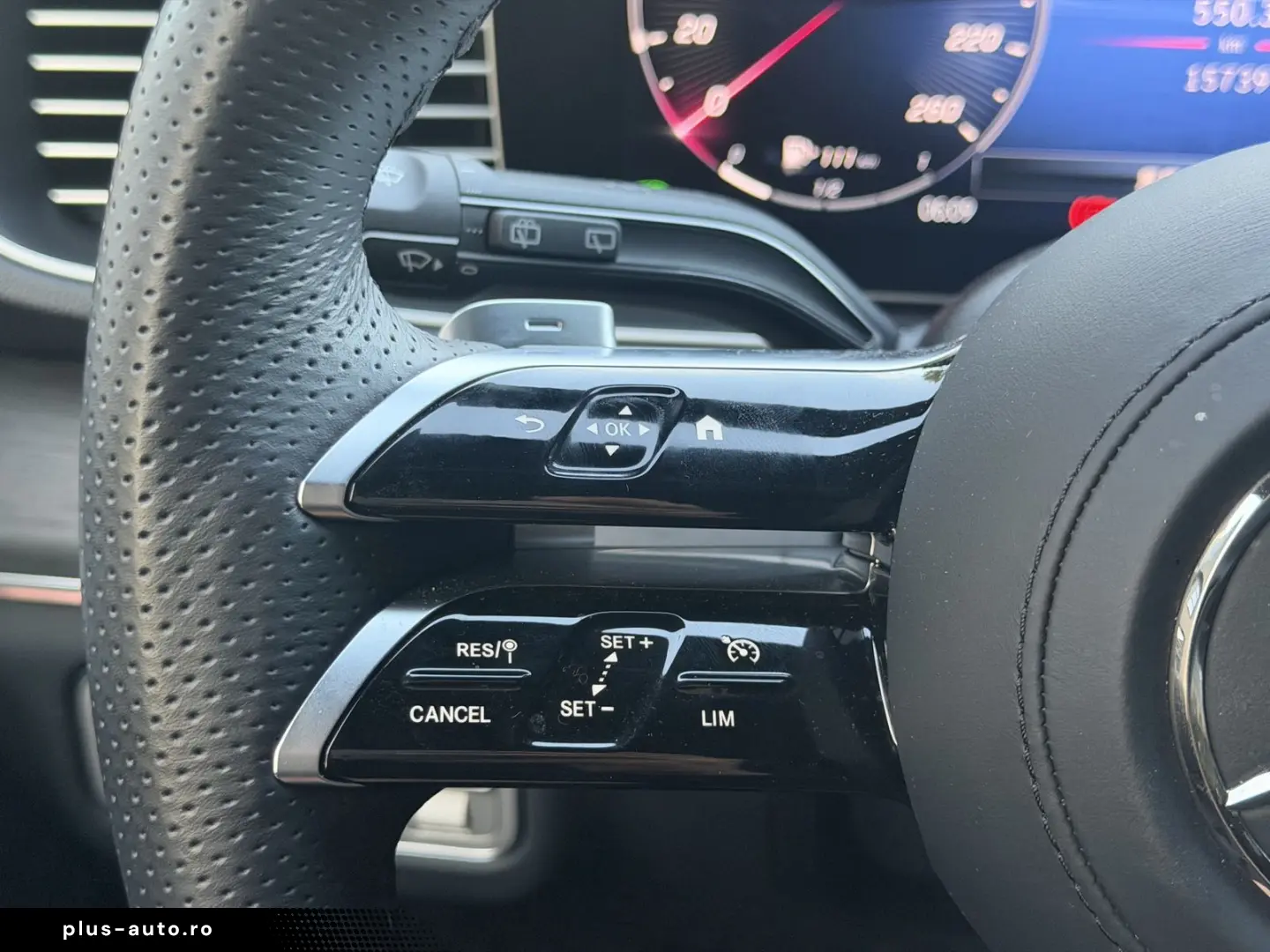 MERCEDES-BENZ GLE 350 de 4M 9G-TRONIC AMG Line