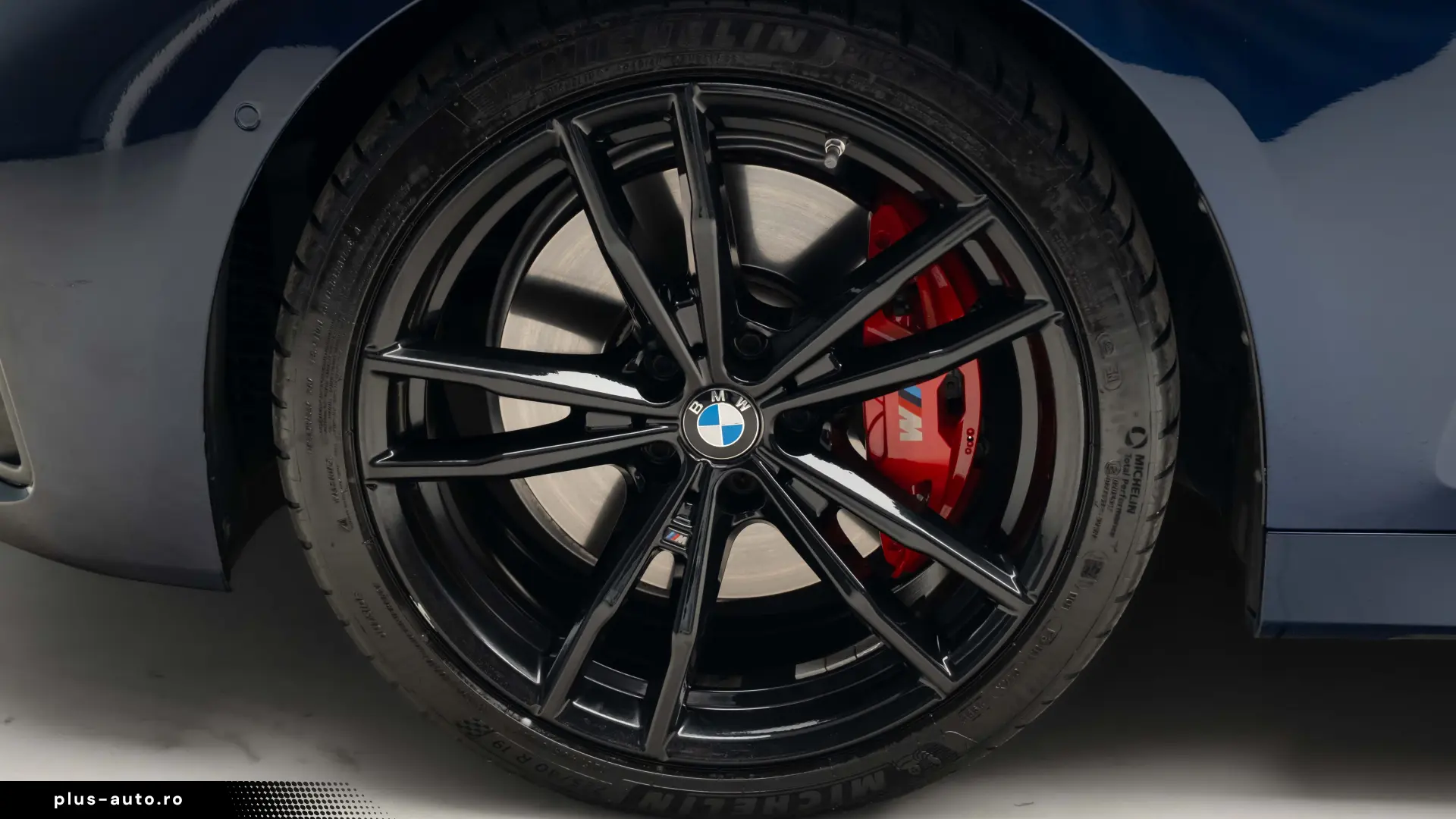 BMW M440I