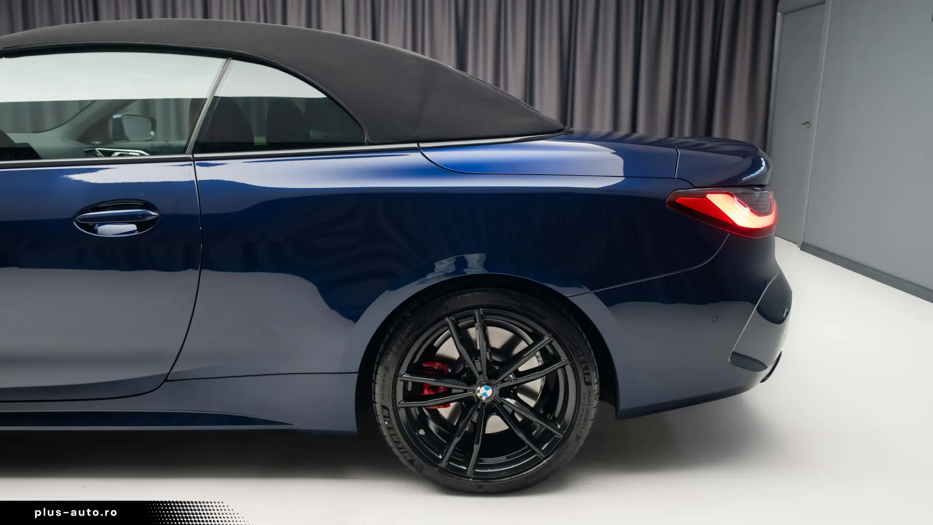 BMW M440I