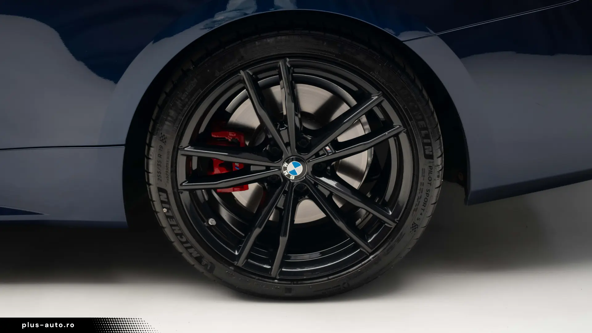 BMW M440I