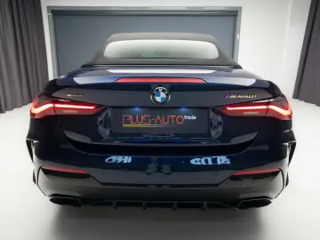BMW M440I
