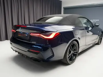 BMW M440I