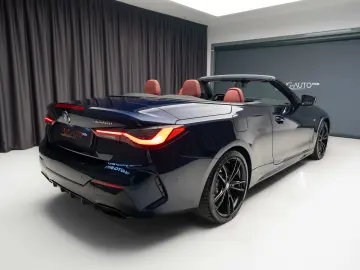BMW M440I