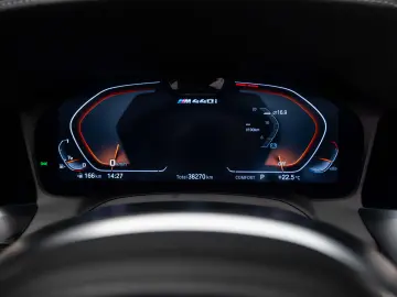 BMW M440I
