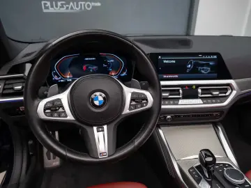 BMW M440I