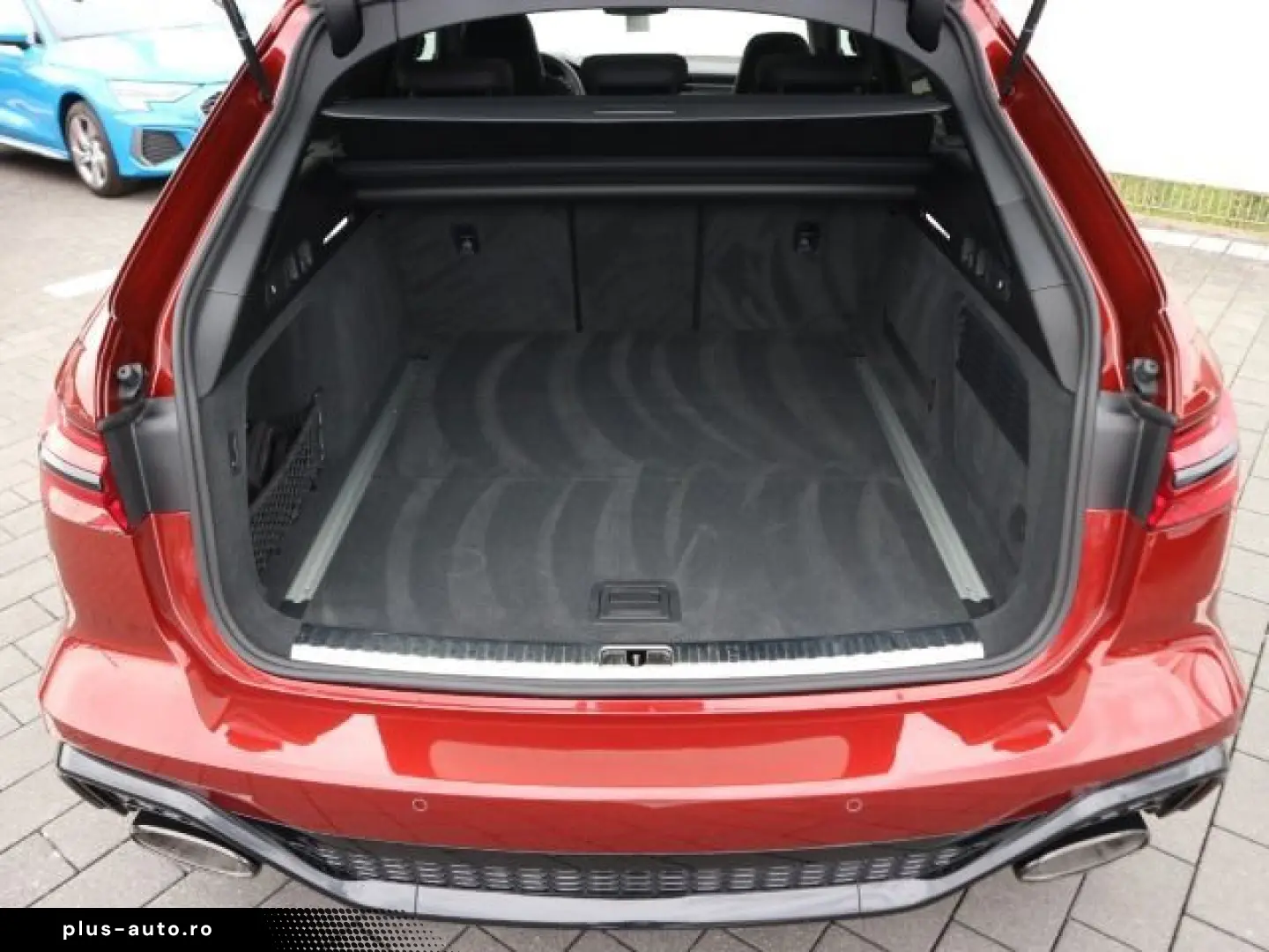 AUDI RS 6 Avant RS-SPORTAGA STANDHZG PANO 360  280KMH