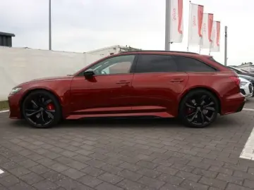 AUDI RS 6 Avant RS-SPORTAGA STANDHZG PANO 360  280KMH