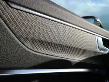 AUDI RS 6 Avant performance RS-SPORTAGA STHZ 360  ACC