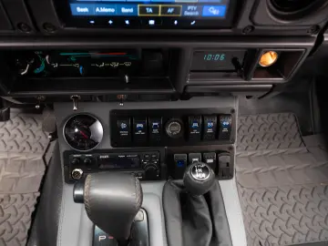Toyota Land Cruiser J70