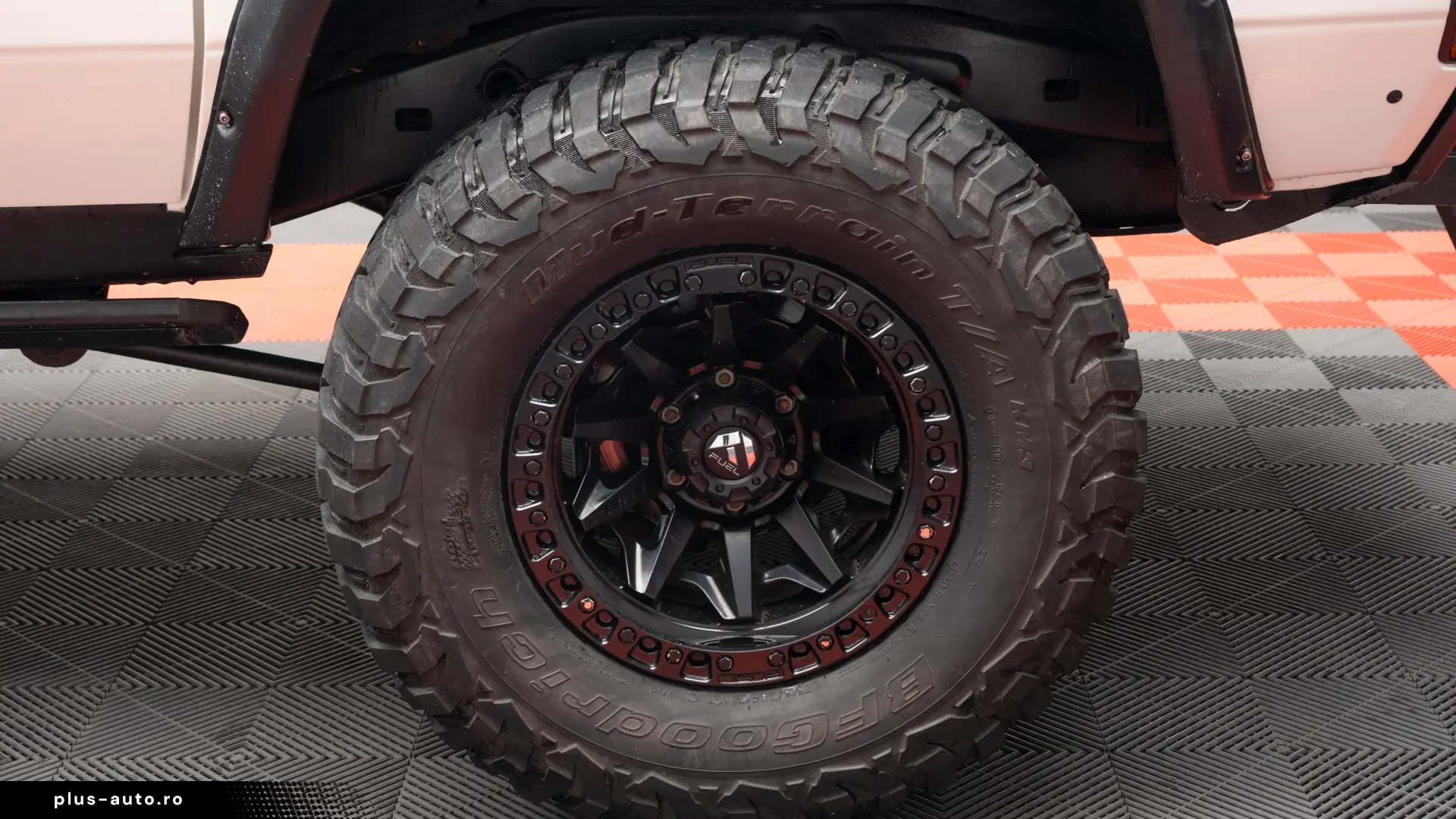 Toyota Land Cruiser J70