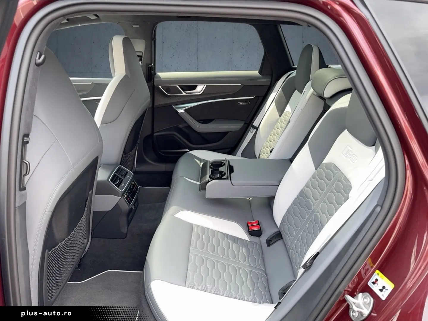 AUDI RS 6 Avant Exclusive Keramik Pano AHK StHz 305 H