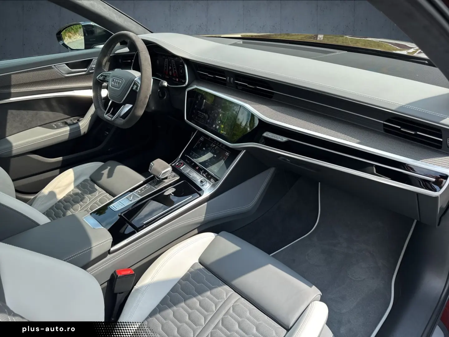 AUDI RS 6 Avant Exclusive Keramik Pano AHK StHz 305 H