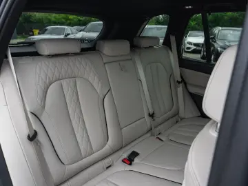 BMW x5 x-Drive