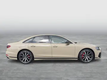 AUDI S8 Individual Black  189UPE Digi Matrix Volllede