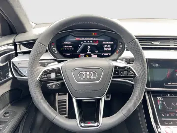 AUDI S8 Individual Black  189UPE Digi Matrix Volllede