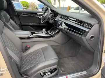 AUDI S8 Individual Black  189UPE Digi Matrix Volllede