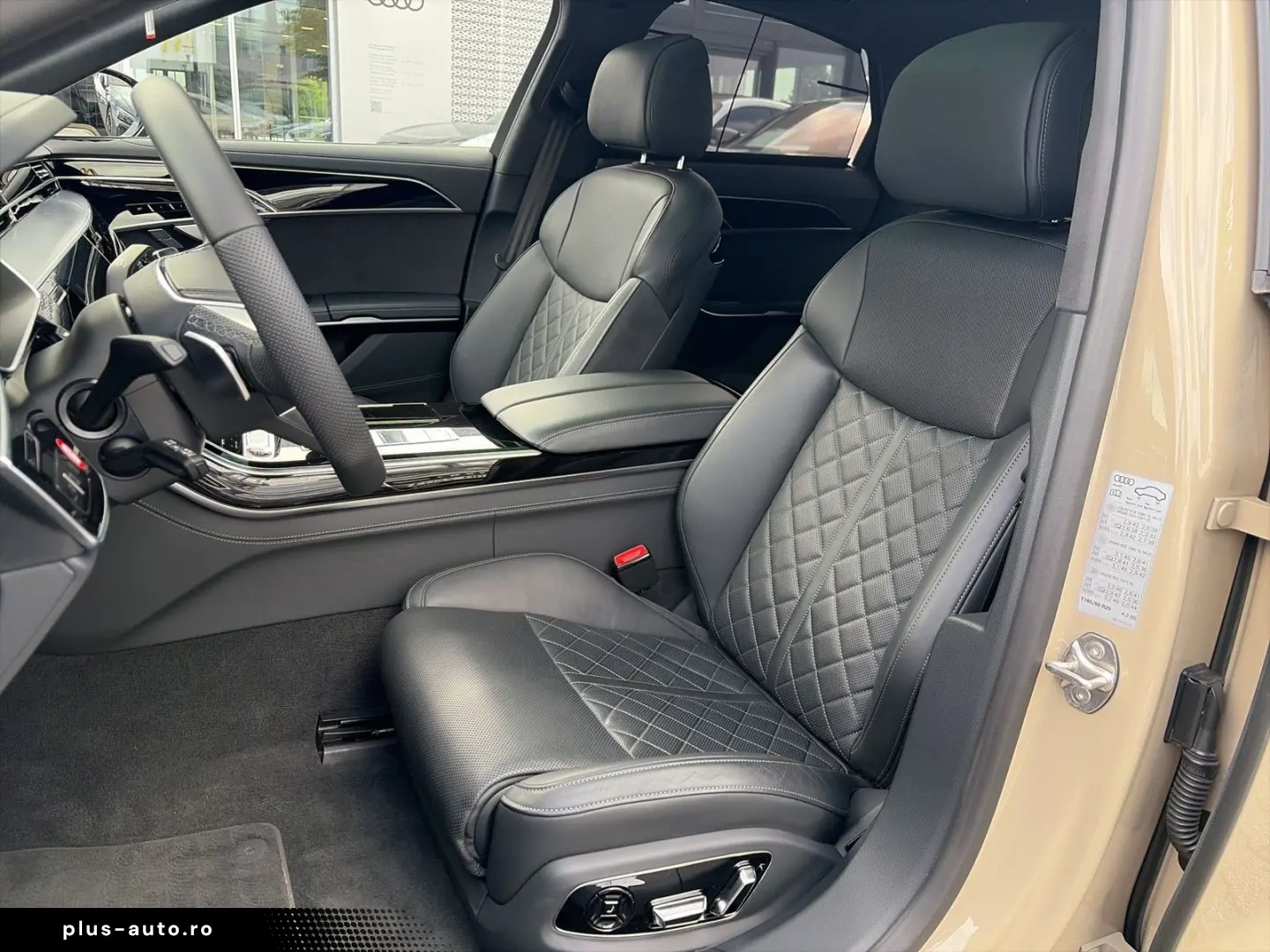 AUDI S8 Individual Black  189UPE Digi Matrix Volllede