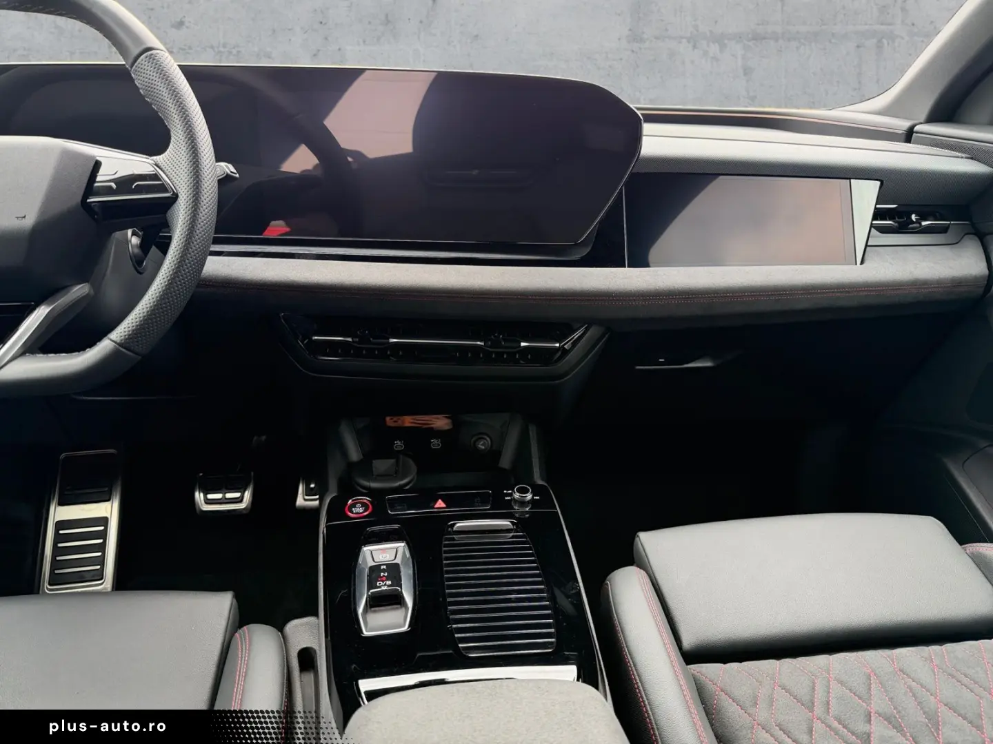 AUDI SQ6 e-tron QU MATRIX NAV HuD B&O ACC AIR PANO 21