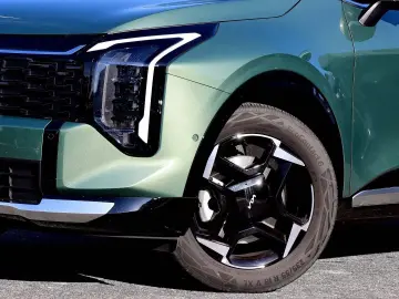 Kia Sportage   Spirit  Drive