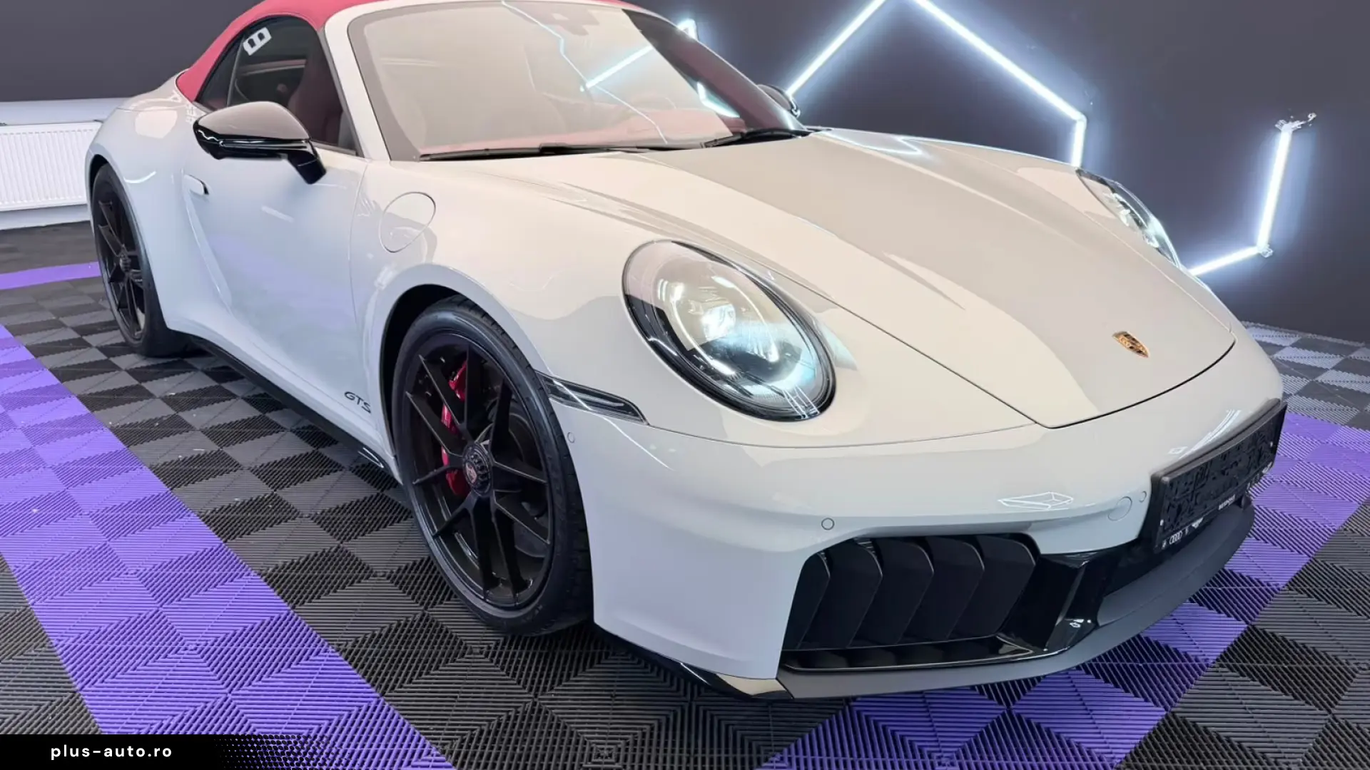 Porsche 992 Carrera 4 GTS Cabriolet- Lift- Burmester