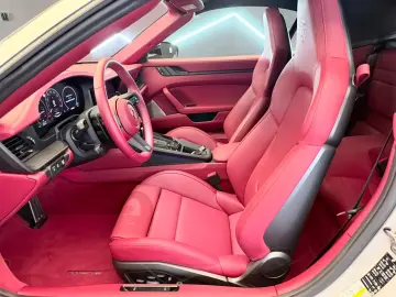 Porsche 992 Carrera 4 GTS Cabriolet- Lift- Burmester