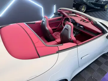 Porsche 992 Carrera 4 GTS Cabriolet- Lift- Burmester