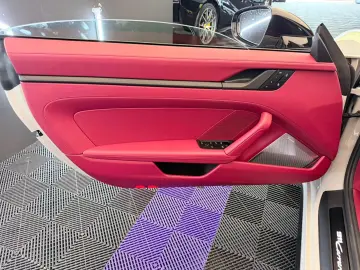 Porsche 992 Carrera 4 GTS Cabriolet- Lift- Burmester