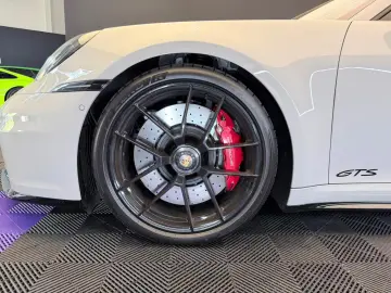 Porsche 992 Carrera 4 GTS Cabriolet- Lift- Burmester