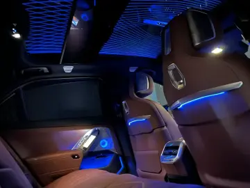BMW 750e xDrive Pure Excellence
