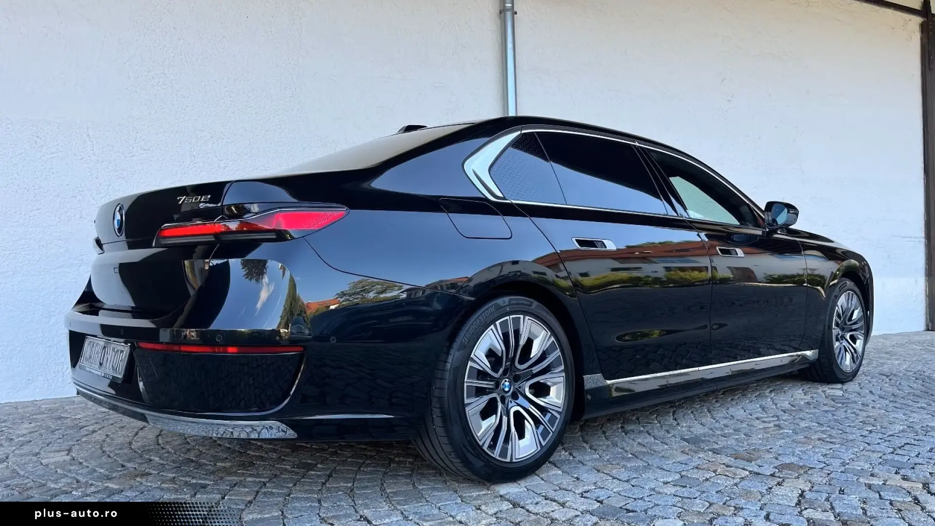 BMW 750e xDrive Pure Excellence