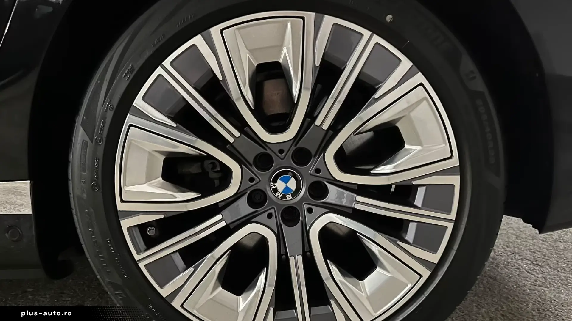 BMW 750e xDrive Pure Excellence