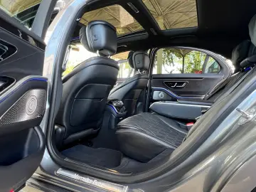 MERCEDES-BENZ S 400 d 4M LANG AMG-LINE PANO DISTRONI…