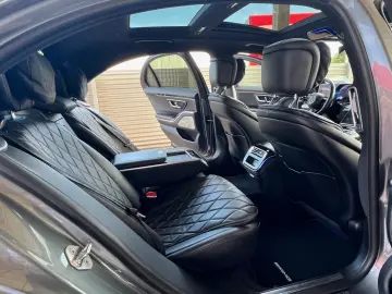 MERCEDES-BENZ S 400 d 4M LANG AMG-LINE PANO DISTRONI…