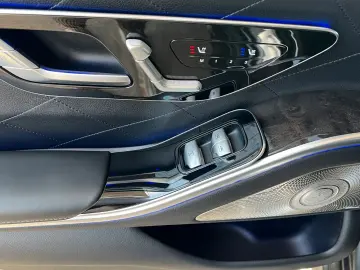 MERCEDES-BENZ S 400 d 4M LANG AMG-LINE PANO DISTRONI…