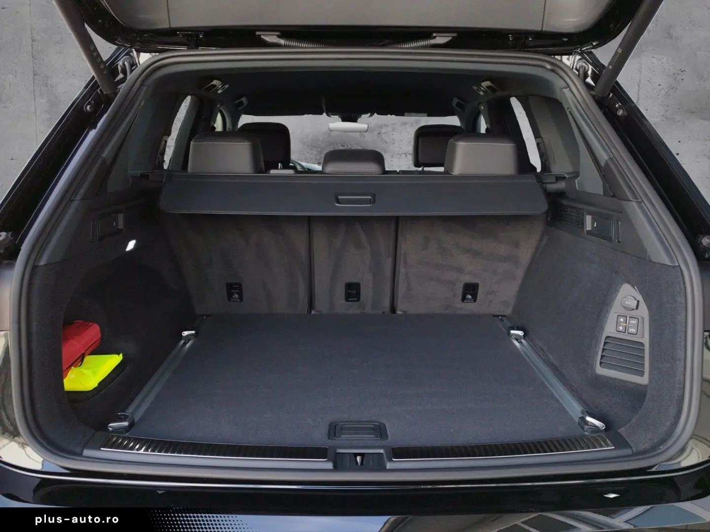 VW Touareg 3.0 TDI 4M R-LINE AHK MATRIX KEYLESS