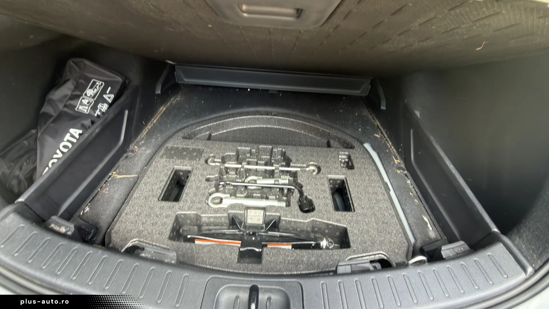 Toyota Corolla SW Business