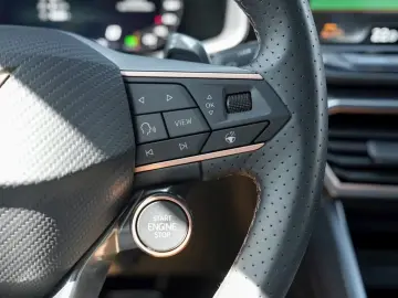 Cupra Formentor 2.0 TSI DSG VZ Black Edition Akrapovic