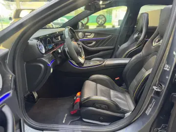 Mercedes-Benz E 63 S AMG 4Matic  BURM