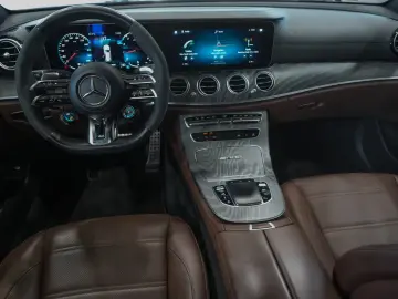 Mercedes-Benz E63S AMG  DRIVERS-PACK. PERF.EXHAUST BURM