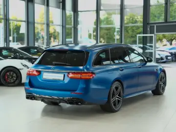 Mercedes-Benz E 63s AMG 4M PERF-EXSHAUST BURM