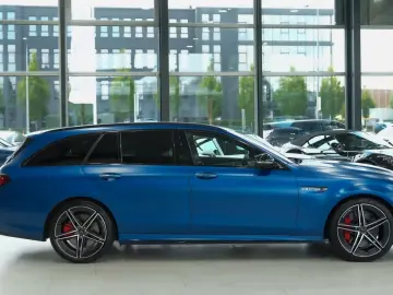 Mercedes-Benz E 63s AMG 4M PERF-EXSHAUST BURM