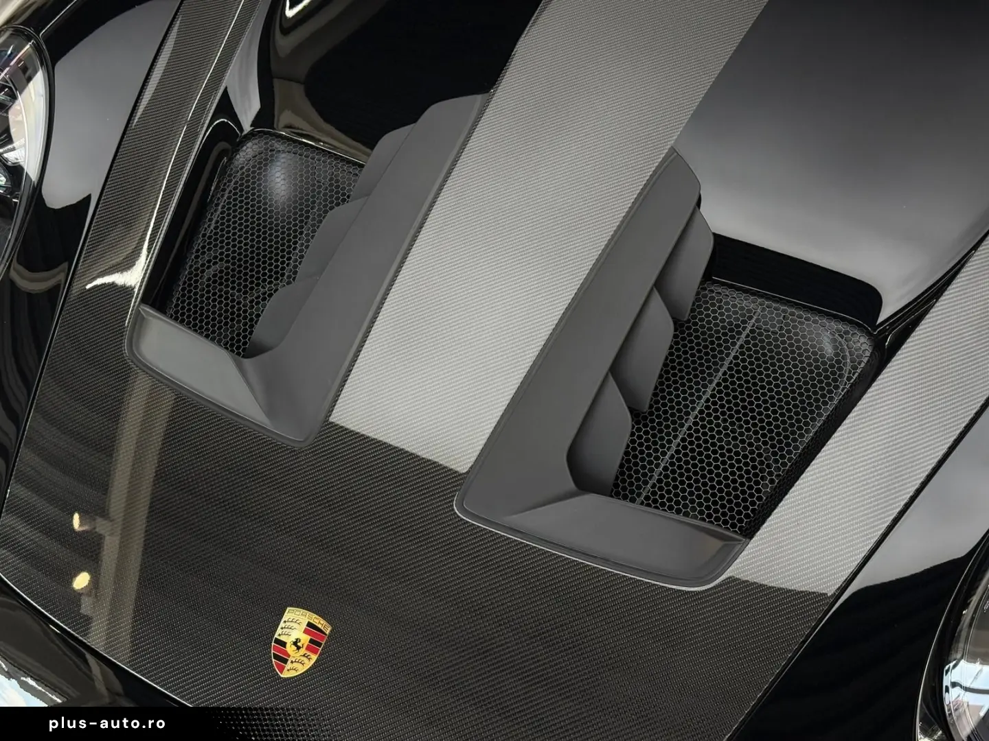PORSCHE 992 GT3 RS  Weissach Clubsport Carbon Lift PPF