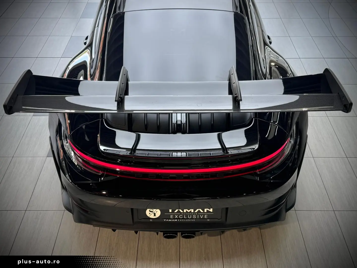 PORSCHE 992 GT3 RS  Weissach Clubsport Carbon Lift PPF